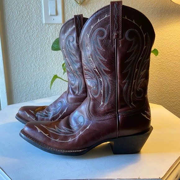 auburn cowboy boots